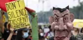 Rodrigo Duterte: Filipinler'de terörizmle mücadele yasası protestoların fitilini ateşledi Rodrigo Duterte: Filipinler'de terörizmle mücadele yasası protestoların fitilini ateşledi