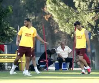 Galatasaray'da Onyekuru veda etti