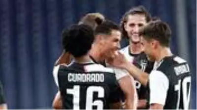Juventus, Buffon’un Serie A’da en çok maça çıkan oyuncu olduğu maçta Torino’yu 4-1 mağlup etti