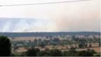 Kula’da çıkan anız yangını kontrol altına alındı