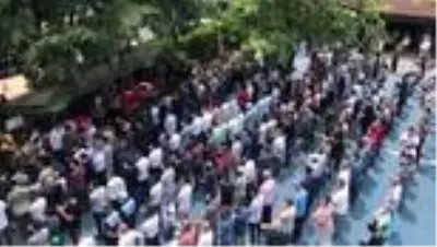 Patlamada hayatını kaybeden 2 kişinin cenazeleri defnedildi -DRONE Patlamada hayatını kaybeden 2 kişinin cenazeleri defnedildi -DRONE