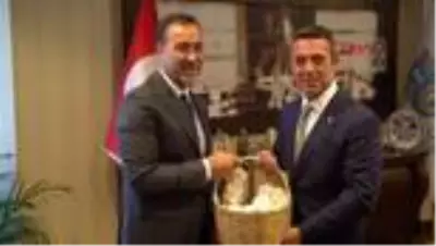 SPOR Ali Koç, Silivri Belediye Başkanı Yılmaz'ı ziyaret etti SPOR Ali Koç, Silivri Belediye Başkanı Yılmaz'ı ziyaret etti