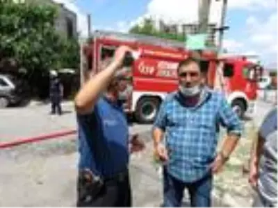 Sultanbeyli'de düğün salonunda yangın Sultanbeyli'de düğün salonunda yangın