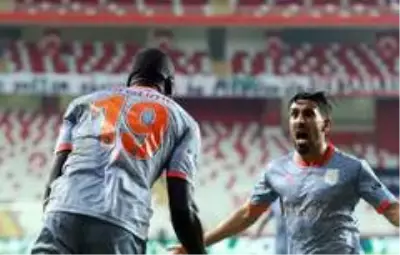 Süper Lig: Antalyaspor: 0 Medipol Başakşehir: 2 (Maç sonucu) Süper Lig: Antalyaspor: 0 Medipol Başakşehir: 2 (Maç sonucu)