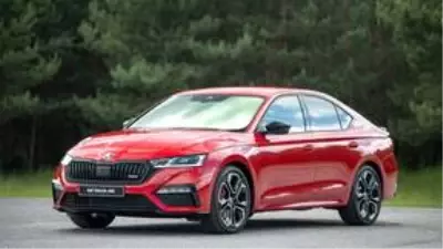 TDI ve TSI Motor Seçeneklerine Sahip Skoda Octavia RS Tanıtıldı! TDI ve TSI Motor Seçeneklerine Sahip Skoda Octavia RS Tanıtıldı!