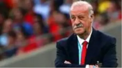 Türkiye'den 'Yeniköy Kasabı' denilerek yollanan Del Bosque, İspanya'yı 2010'da Dünya şampiyonluğuna taşıdı Türkiye'den 'Yeniköy Kasabı' denilerek yollanan Del Bosque, İspanya'yı 2010'da Dünya şampiyonluğuna taşıdı
