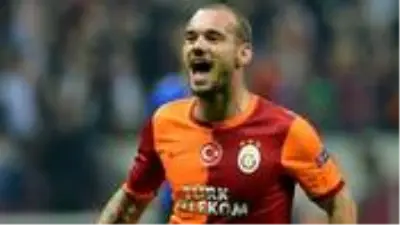 Utrecht, Galatasaraylı eski futbolcu Sneijder'e 1 yıllık sözleşme önerdi Utrecht, Galatasaraylı eski futbolcu Sneijder'e 1 yıllık sözleşme önerdi