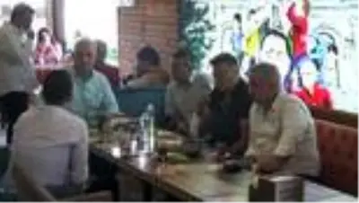 Yeşilçam konseptli kafe ünlü oyuncuların katılımıyla açıldı Yeşilçam konseptli kafe ünlü oyuncuların katılımıyla açıldı