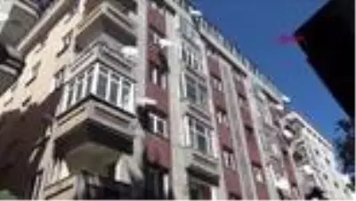 AVCILAR’DA 21 YILDAN BU YANA YIKTIRILAMAYAN BİNA ÇÖPLÜK VE BAĞIMLI YERİ OLDU