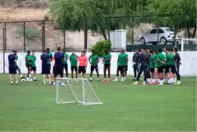 Denizlispor, Levent Kartop ile Başakşehir maçına hazırlanıyor Denizlispor, Levent Kartop ile Başakşehir maçına hazırlanıyor