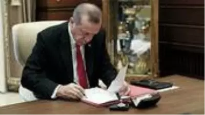 Nisan’da torbadan çıkan sosyal medya düzenlemesi Erdoğan’ın talimatıyla raftan iniyor