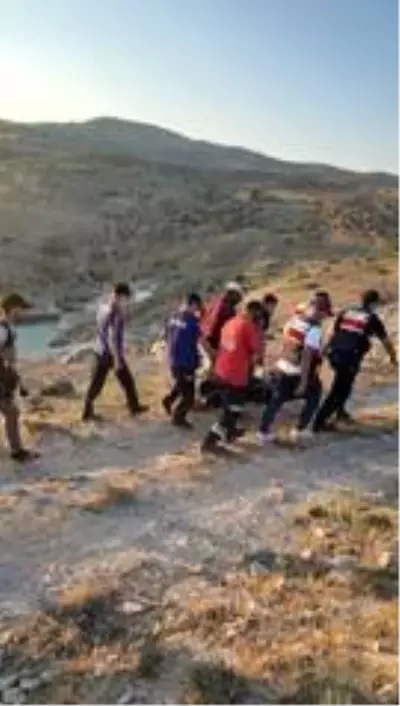Son dakika haber: Serinlemek için baraj gölüne giren gencin cansız bedenine ulaşıldı Son dakika haber: Serinlemek için baraj gölüne giren gencin cansız bedenine ulaşıldı