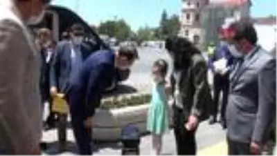 SİVAS Bakan Dönmez Ana şebekeye uzak yerlere taşıma yoluyla doğal gaz götüreceğiz