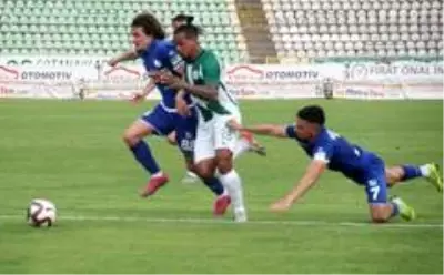 TFF 1. Lig: Giresunspor: 0 BB Erzurumspor: 2 (İlk yarı sonucu)