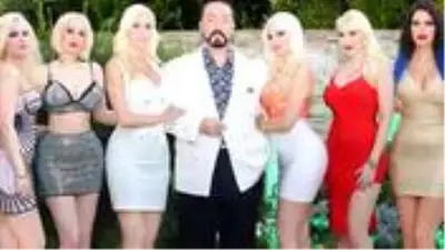Adnan Oktar, bugünkü duruşmada canlı yayınlarındaki gibi davrandı Adnan Oktar, bugünkü duruşmada canlı yayınlarındaki gibi davrandı