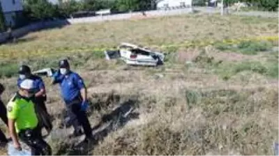 Aksaray'da düğün dönüşü kaza: 1 ölü, 4 yaralı Aksaray'da düğün dönüşü kaza: 1 ölü, 4 yaralı