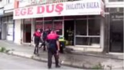 Aydın'da iş yeri yangını paniğe neden oldu Aydın'da iş yeri yangını paniğe neden oldu