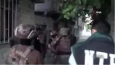 Diyarbakır'da hava destekli uyuşturucu operasyon: 38 gözaltı Diyarbakır'da hava destekli uyuşturucu operasyon: 38 gözaltı