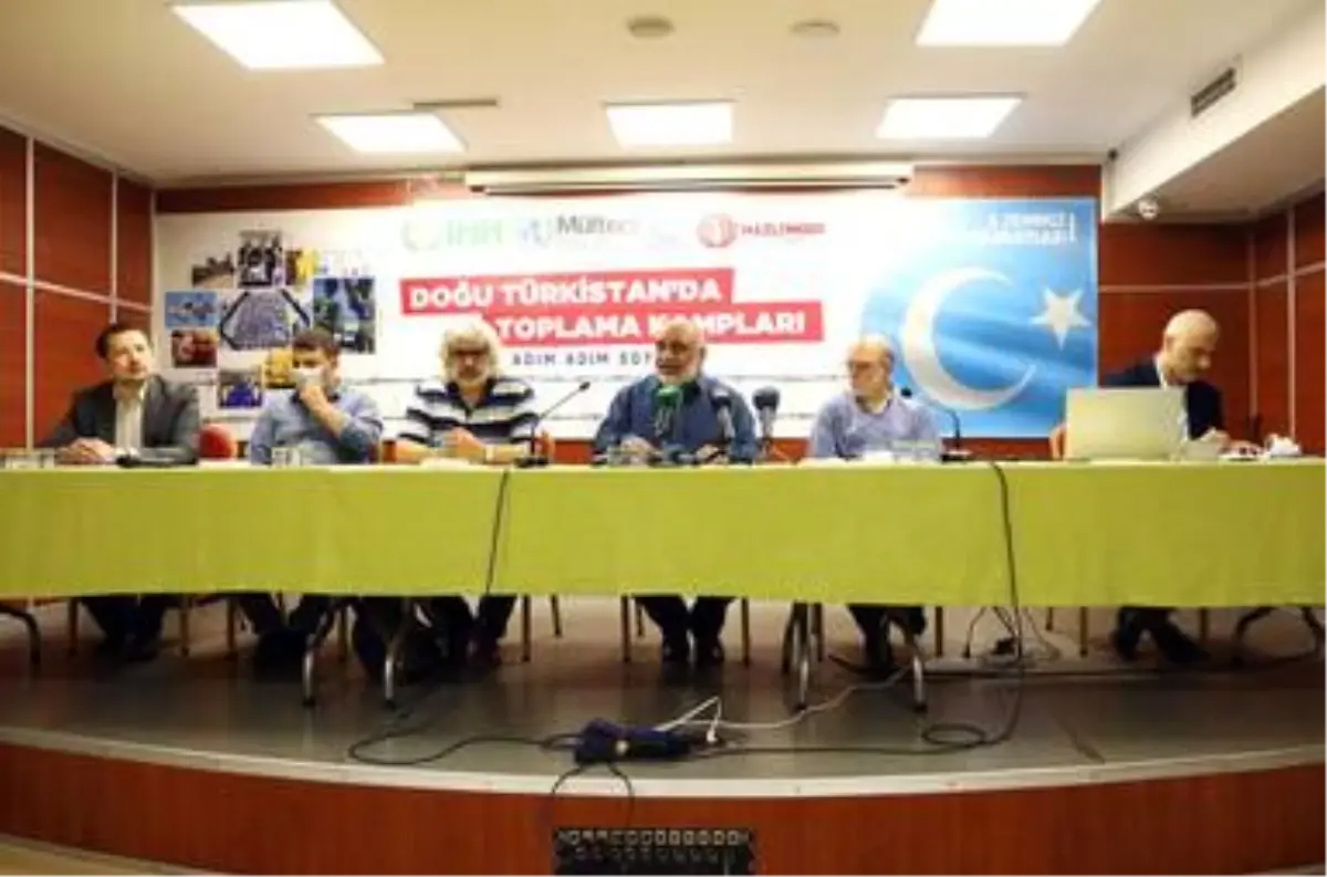 Doğu Türkistan'da 'Adım Adım Soykırım'