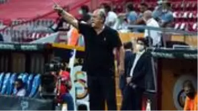 Erman Toroğlu'ndan Fatih Terim'e sert eleştiri: Masal anlatıyor Erman Toroğlu'ndan Fatih Terim'e sert eleştiri: Masal anlatıyor