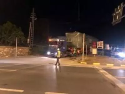 İngiltere'ye ihraç edilen dev kazan için ekipler seferber oldu İngiltere'ye ihraç edilen dev kazan için ekipler seferber oldu