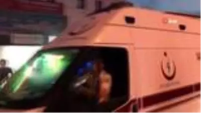 Kuşadası'nda motosiklet kazası: 1 ağır yaralı Kuşadası'nda motosiklet kazası: 1 ağır yaralı