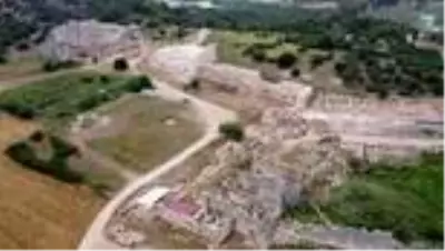 Patara ziyaretçilerini tarihi yolculuğa çıkarıyor Patara ziyaretçilerini tarihi yolculuğa çıkarıyor