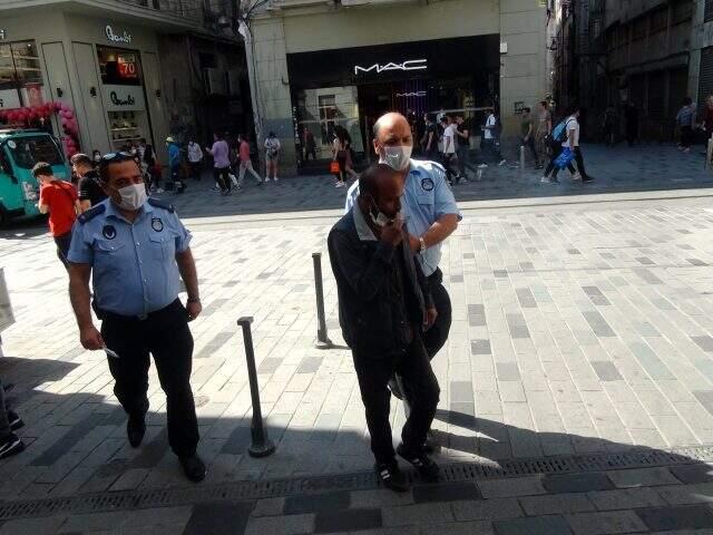 Sahtekar dilencinin oyunun zabıta bozdu Sahtekar dilencinin oyunun zabıta bozdu