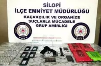 Şırnak'ta kaçakçılık operasyonu: 47 gözaltı Şırnak'ta kaçakçılık operasyonu: 47 gözaltı