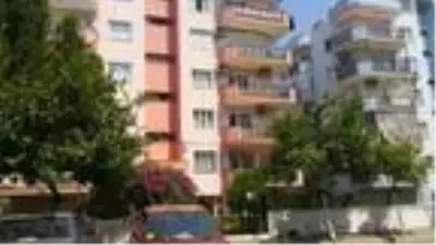 Site yöneticisi, gelir gider hesapları nedeniyle tartıştığı eski yöneticiyi bıçakladı