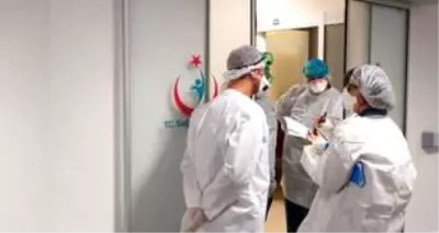 Son Dakika: Türkiye'de 6 Temmuz günü koronavirüs kaynaklı 16 can kaybı, 1086 yeni vaka tespit edildi Son Dakika: Türkiye'de 6 Temmuz günü koronavirüs kaynaklı 16 can kaybı, 1086 yeni vaka tespit edildi