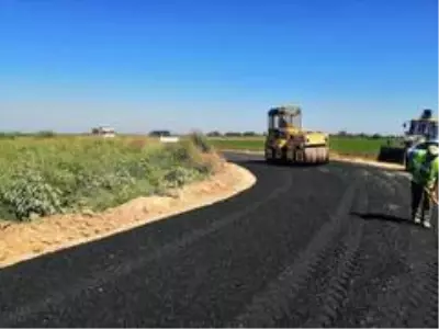 Tarsus ve Çamlıyayla'da yol çalışmaları Tarsus ve Çamlıyayla'da yol çalışmaları