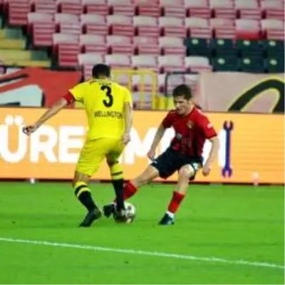 TFF 1. Lig: Eskişehirspor: 0 İstanbulspor: 3 TFF 1. Lig: Eskişehirspor: 0 İstanbulspor: 3