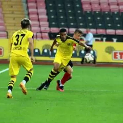 TFF 1. Lig: Eskişehirspor: 0 İstanbulspor: 3 TFF 1. Lig: Eskişehirspor: 0 İstanbulspor: 3