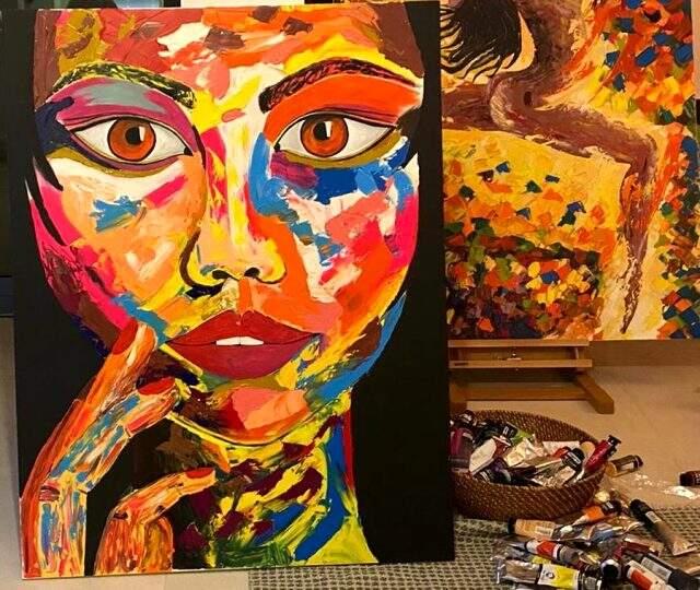 Ünlü ressam Emire Dilara Can yeni sergisi için gün sayıyor.