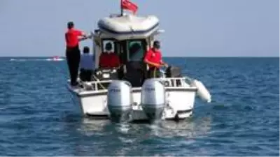 Van Gölü'ndeki batık göçmen teknesi ROW cihazıyla aranıyor Van Gölü'ndeki batık göçmen teknesi ROW cihazıyla aranıyor
