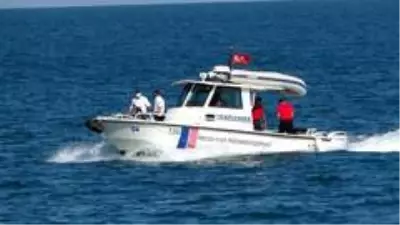 Van Gölü'ndeki batık göçmen teknesi ROW cihazıyla aranıyor Van Gölü'ndeki batık göçmen teknesi ROW cihazıyla aranıyor