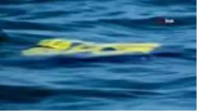 Van Gölü'ndeki batık göçmen teknesi ROW cihazıyla aranıyor Van Gölü'ndeki batık göçmen teknesi ROW cihazıyla aranıyor