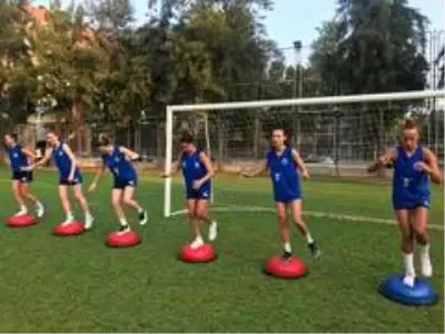 Aydın'ın Sultanları sezonu açtı Aydın'ın Sultanları sezonu açtı