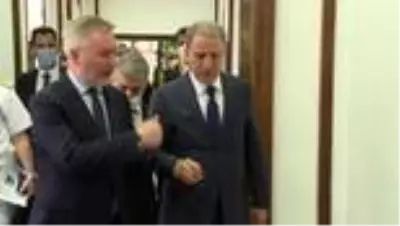 Bakan Akar, İtalya Savunma Bakanı Guerini ile görüştü Bakan Akar, İtalya Savunma Bakanı Guerini ile görüştü
