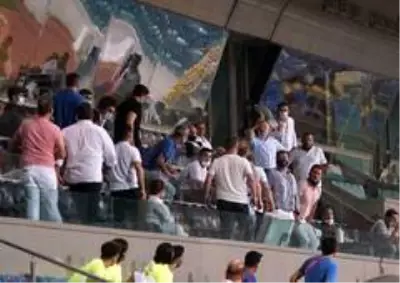 Başakşehir Denizlispor maçında gerginlik