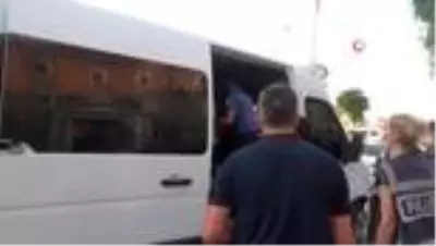 Eskort operasyonunda gözaltına alınan 12 zanlıdan 6'sı tutuklandı Eskort operasyonunda gözaltına alınan 12 zanlıdan 6'sı tutuklandı