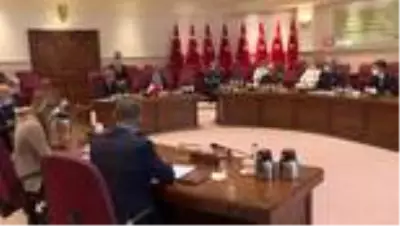 Milli Savunma Bakanı Akar: 'Samimi geçen görüşmede Libya, Suriye, Doğu Akdeniz'deki gelişmeler ile... Milli Savunma Bakanı Akar: 'Samimi geçen görüşmede Libya, Suriye, Doğu Akdeniz'deki gelişmeler ile...