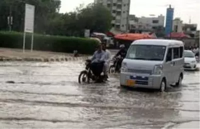 Pakistan'da sel felaketi: 9 ölü