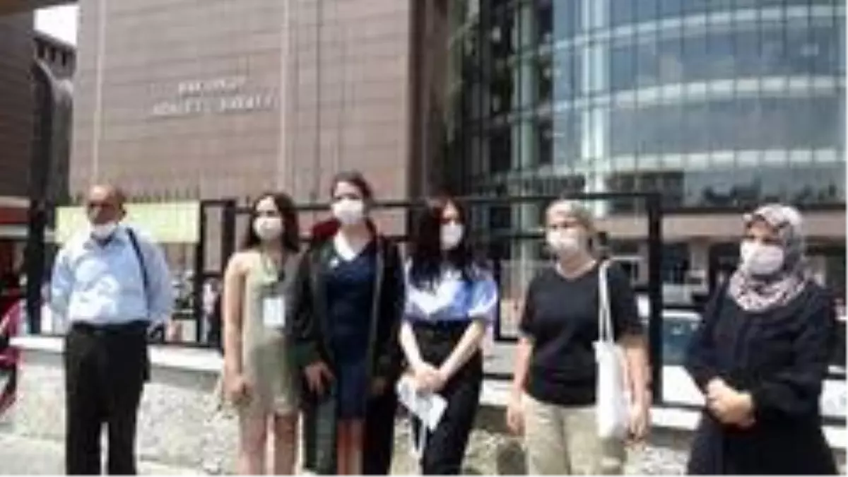 Sevgilisini falçata ile kesip öldü diye göl kenarına atan sanığın yargılanmasına devam edildi