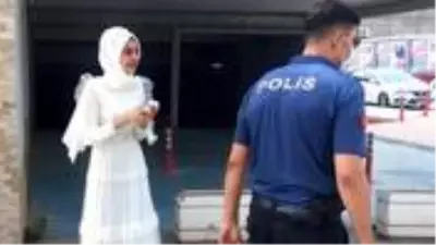 'Zorla evlendiriliyorum' deyip polisten yardım isteyen kız, ifadesinde çark etti: Nişanlımla sorunum yok 'Zorla evlendiriliyorum' deyip polisten yardım isteyen kız, ifadesinde çark etti: Nişanlımla sorunum yok