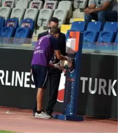 Süper Lig: Medipol Başakşehir: 0 Denizlispor: 0 (İlk yarı) Süper Lig: Medipol Başakşehir: 0 Denizlispor: 0 (İlk yarı)