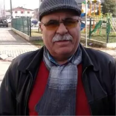 Tartıştığı genç tarafından itildikten sonra yere düşen yaşlı adam, kalp krizi geçirerek hayatını kaybetti Tartıştığı genç tarafından itildikten sonra yere düşen yaşlı adam, kalp krizi geçirerek hayatını kaybetti