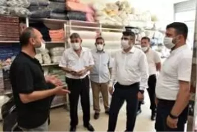 Yıldırım Belediye Başkanı Yılmaz, esnafı ziyaret etti Yıldırım Belediye Başkanı Yılmaz, esnafı ziyaret etti
