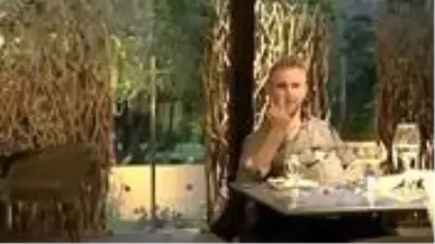 ABD'de Asya kökenli aileye ırkçı tacizde bulunan Solid8 şirketinin CEO'su restorandan kovuldu ABD'de Asya kökenli aileye ırkçı tacizde bulunan Solid8 şirketinin CEO'su restorandan kovuldu
